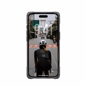 Чехол UAG Urban Armor Gear PLASMA XTE совместимый с MagSafe для iPhone 17 Air пепельный / титан