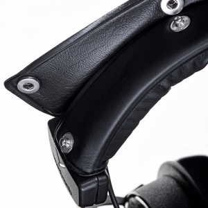 Beyerdynamic Wired DT 770 PRO 32 Wired On-Ear Noise canceling