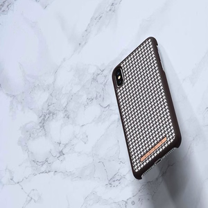 Nordic Elements Saeson Idun Pattern 2 dėklas, skirtas iPhone XS Max, tamsiai rudas