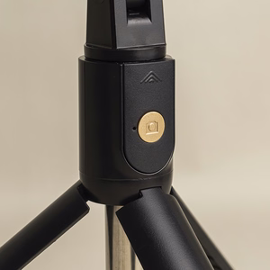 Maxlife Bluetooth asmenukių lazda trikojis MXST-100 juodas