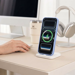 Tech-Protect Magmat MagSafe CC dėklas, skirtas iPhone 17 Pro / 18 Pro – skaidrus šviesiai mėlynas