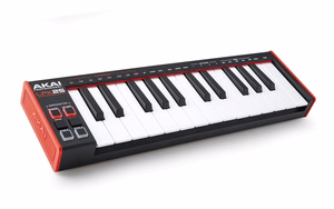 AKAI Professional LPK25 MK2 – kompaktiška USB/MIDI valdymo klaviatūra
