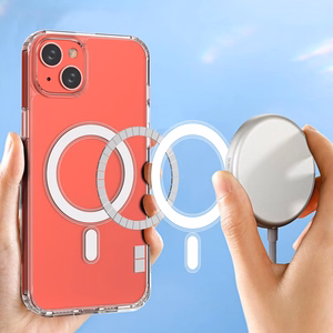 Skaidrus magnetinis dėklas su MagSafe, skirtas iPhone 14 Plus su sidabriniu žiedu – permatomas