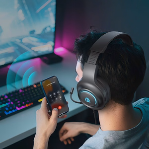QCY Heroad V200 Tri-Mode Žaidimų Ausinės su 7.1 Garsu, 240h Baterija ir Nuimamu Mikrofonu - Juodos