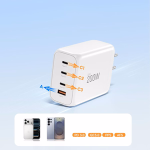 "Tech-Protect NC200W-GaN" 4 prievadų 200 W sieninis įkroviklis - baltas