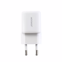 Joyroom JR-TG7 33W USB-A + USB-C sieninis įkroviklis su 30W USB-C - Lightning 1m laidu - baltas