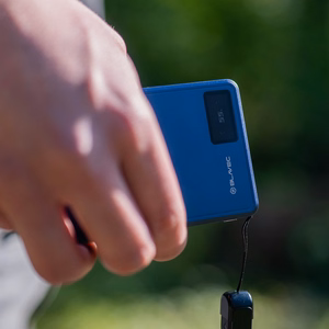 Blavec išorinė baterija 10000mAh BJ-03 Slim 13,5mm - Type C - 22,5W magnetinė Magsafe 3 in 1 (PBBJ03-MC10N) tamsiai mėlyna aliuminis