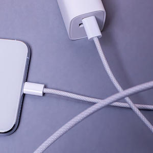 "Maxlife MXUC-06" USB-C - USB-C kabelis 1,0 m 20W pilkas nailonas