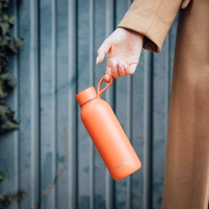 Quokka Solid With Strap nerūdijančiojo plieno termo gertuvė, 510 ml, Orange