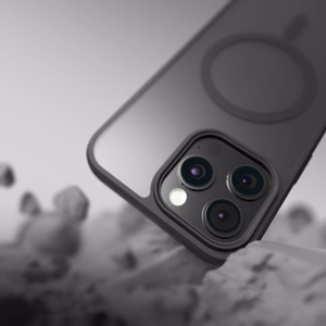 Etteri Matinis Mag dėklas for iPhone 17 juodas