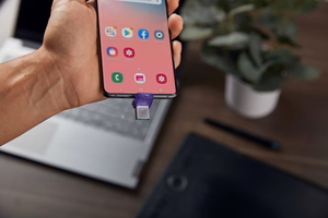 Kingston Technology DataTraveler microDuo 3C USB atmintinė 64 GB USB Type-A / USB Type-C 3.2 Gen 1 (3.1 Gen 1) violetinė, nerūdijantis plienas
