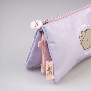 Pusheen Moments penalas su 3 skyriais
