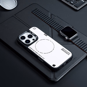 Benks Dynamic Minimalistinis dėklas Iphone 16 Pro juodas