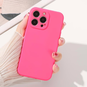 Silikoninis dėklas iPhone 14 Plus silikoninis dėklas fuksijos spalvos