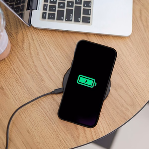 Dėklas Silicone Mag Cover (MagSafe) skirtas iPhone 13 Pro Max juodas