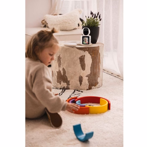 Momini CommuniCare Two-Way Baby Monitor dvipusė vaizdo auklė