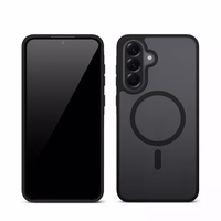 Crong Hybrid Matte Magnetic - MagSafe dėklas Samsung Galaxy A36 / A37 (juodas)