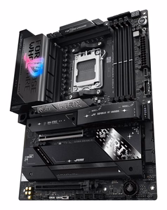 ASUS ROG STRIX X870E-E GAMING WIFI AMD X870E Socket AM5 ATX pagrindinė plokštė