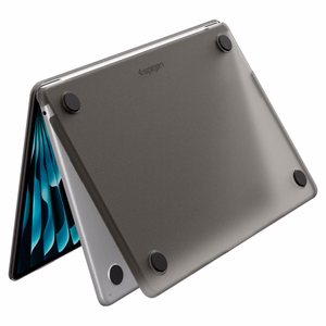 Spigen AirSkin dėklas, skirtas MacBook Air 13" 2023 / 2024 / 2025 / 2026 – pusiau skaidrus