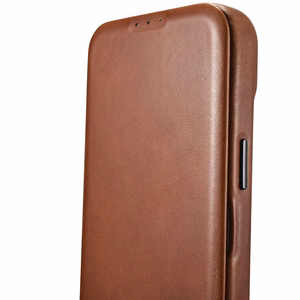iCarer CE Oil Wax Premium odinis folio dėklas iPhone 14 Plus Magnetinis atverčiamas dėklas su MagSafe Rudas (AKI14220707-BN)