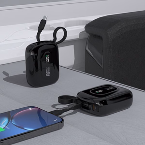 Dudao K32 22.5W 10000mAh išorinė baterija su įmontuotu USB-C / Lightning kabeliu - juoda