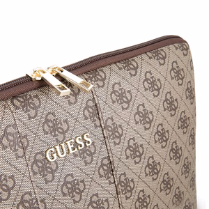 Guess Uptown dėklas 13" nešiojamam kompiuteriui - rudas
