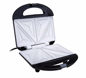 Camry CR 3018 – сэндвичница на 2 сэндвича, 850 Вт, керамическое покрытие, чёрная