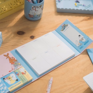 Moomins A4 savaitinis planuoklis su lipniais lapeliais