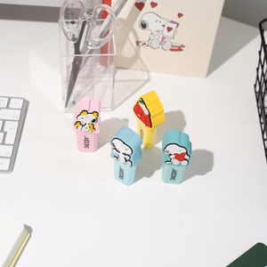 Snoopy – 4 spalvų žymeklių rinkinys su 3D dekoracija