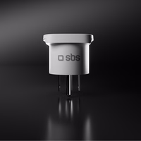 Adapteris iš US sieninio kištuko į universalų kištuką