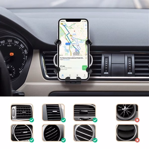 Automobilinis telefono laikiklis Ugreen LP228 juodas