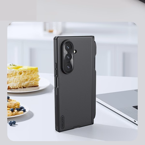 Nillkin Super Frosted Shield Fold Magnetinis dėklas Samsung Galaxy Z Fold 7 suderinamas su MagSafe - juodas