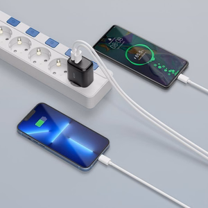 Tech-Protect C20W įkroviklis USB-C PD 20W / USB-A QC 3.0 - juodas