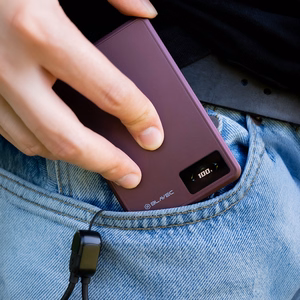Blavec BJ-03 5000 mAh itin plonas magnetinis išorinis akumuliatorius su „MagSafe“, 7,8 mm, USB-C, 22,5 W, 3 viename (PBBJ03-MC5O) (spalva: violetinė; aliuminio korpusas)