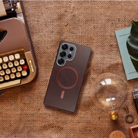 GENTLEMAN MAG COVER Dėklas telefonui, suderinamas su MagSafe SAMSUNG S25 ULTRA, rudas