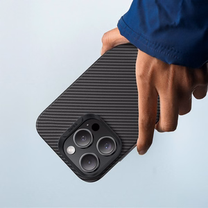 Benks Magnetinis Armor Air Kevlar dėklas telefonui iPhone 15 Plus su metaliniu rėmu 600D (m) - juodas