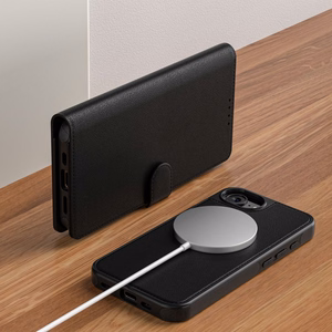 Tech-Protect Wallet MagSafe iPhone 16e dėklas - matinis juodas