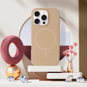 Magnetinis plonas silikoninis dėklas telefonui iPhone 17 Pro rudas