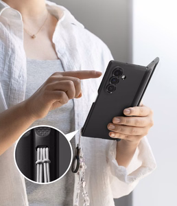 Ringke Onyx Flap MagSafe dėklas, skirtas Samsung Galaxy Z Fold 8 Ultra – juodas