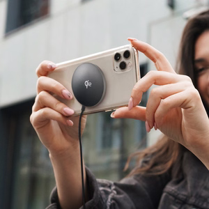 Wozinsky 15W belaidis Qi2 indukcinis įkroviklis - juodas