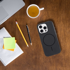 Blizgus magnetinis dėklas telefonui, suderinamas su MagSafe, skirtas IPHONE 17, juodas