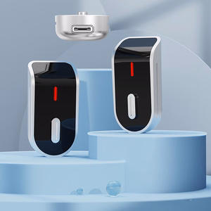 Blavec asmenukių lazda Aluminium Fusion P-08 trikojis + nuotolinio valdymo pultas + 1 lempa 2,2 metro (SSFP08-TR1LB22) juodas