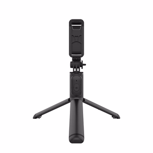 Crong SelfieGo Lite kompaktiška Bluetooth asmenukių lazda ir trikojis, juoda
