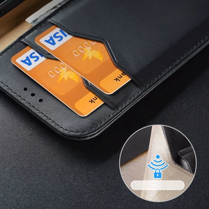 Dux Ducis Hivo odinis atverčiamas dėklas tikros odos piniginė kortelėms ir dokumentams iPhone 14 Pro ruda