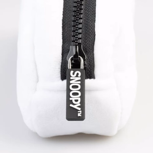 Snoopy Lazy Days pliušinis penalas