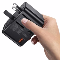 USAMS Tinklo adapteris 1xUSB+2xUSB-C T62 65W 4w1 US/AU/EU/UK juodas CC199TC01 (US-CC199) Universalus kelioninis įkroviklis