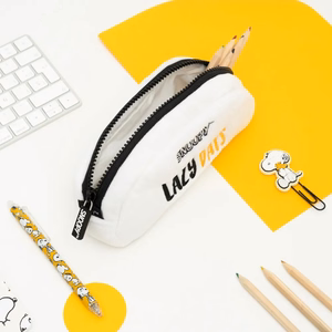 Snoopy Lazy Days pliušinis penalas