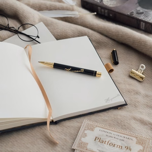 Harry Potter Hogwarts A5 užrašų knygelė su rašikliu