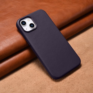 Чехол iCarer Leather из натуральной кожи для iPhone 14 Plus тёмно-фиолетовый (совместим с MagSafe)