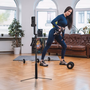 Wozinsky WST-360YS asmenukių lazda su trikojo funkcija, 360° AI automatiniu veido sekimu ir gestų valdymu - juoda